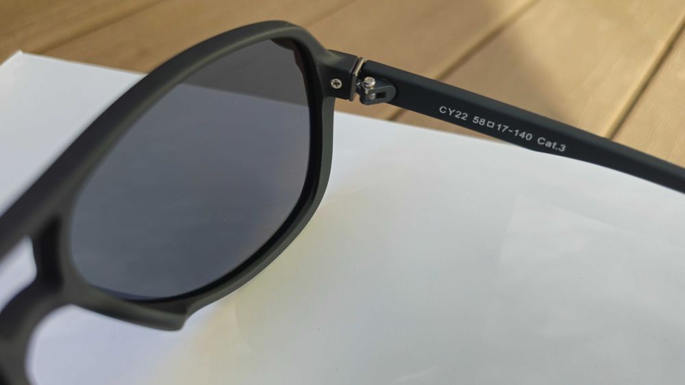Ochelari de soare Carrera model nou