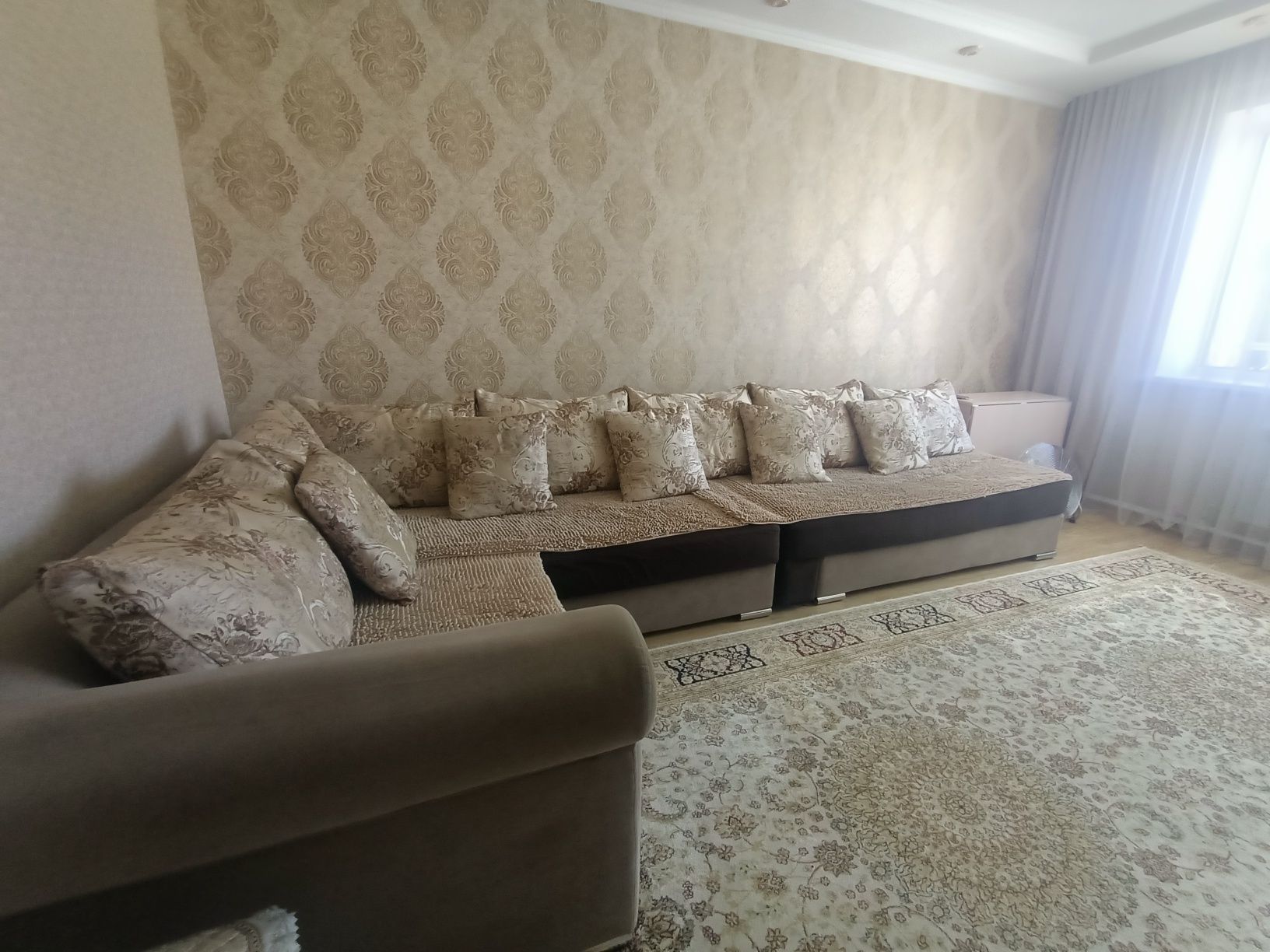 Диван 321 в хорошем состоянии