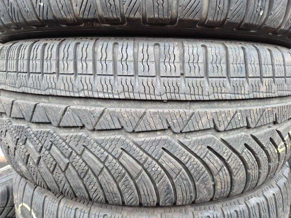 4 Anvelope de IARNA - 225/45/18 - Michelin - Stare F BUNA DOT 2020