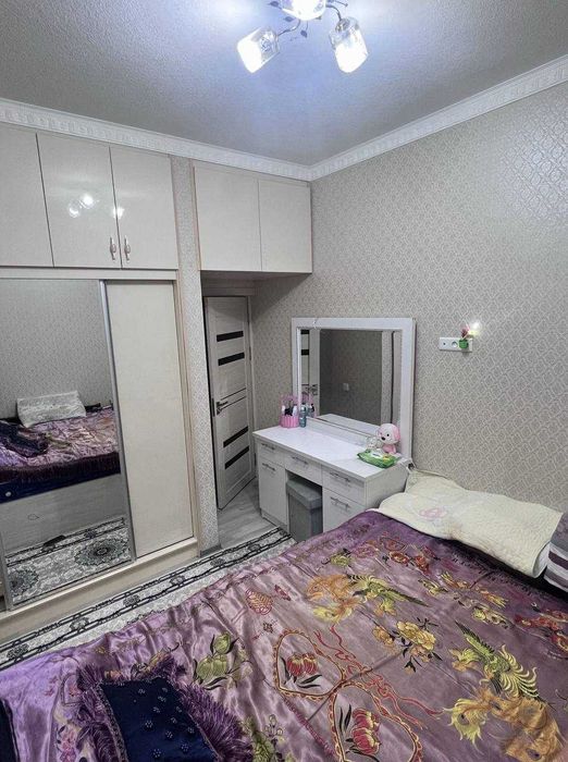 3 хоналик евротамир килинган квартира сотилади