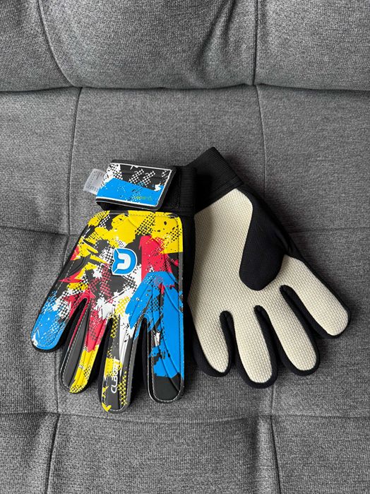 Вратарски ръкавици за футбол ново състояние размер 9 (M)