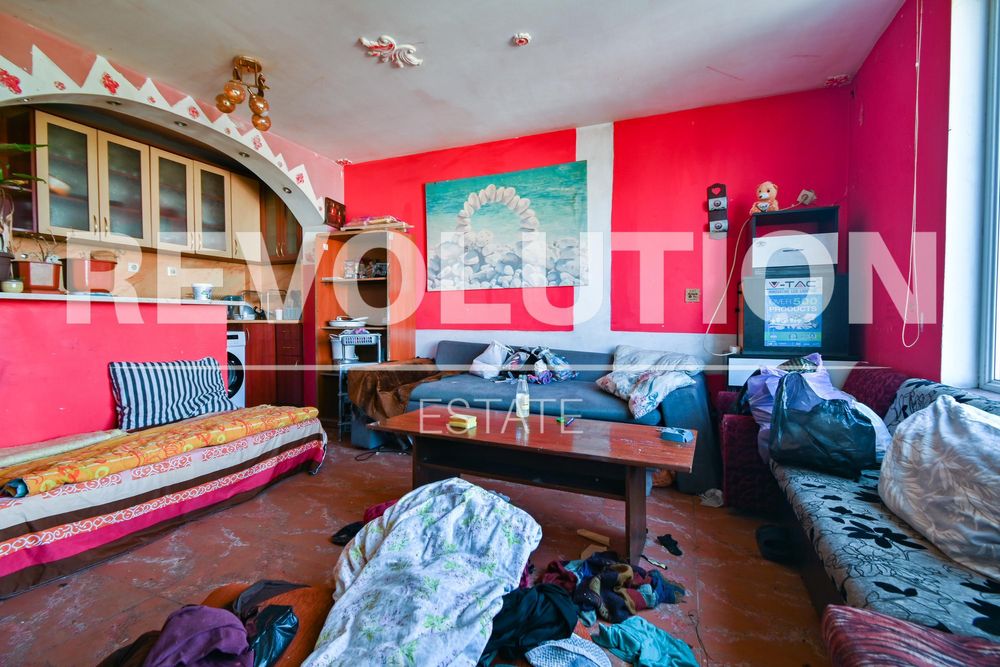 Дава се под наем Двустаен апартамент в София, Модерно предградие - 80 кв.м за 445 € - Снимка #1