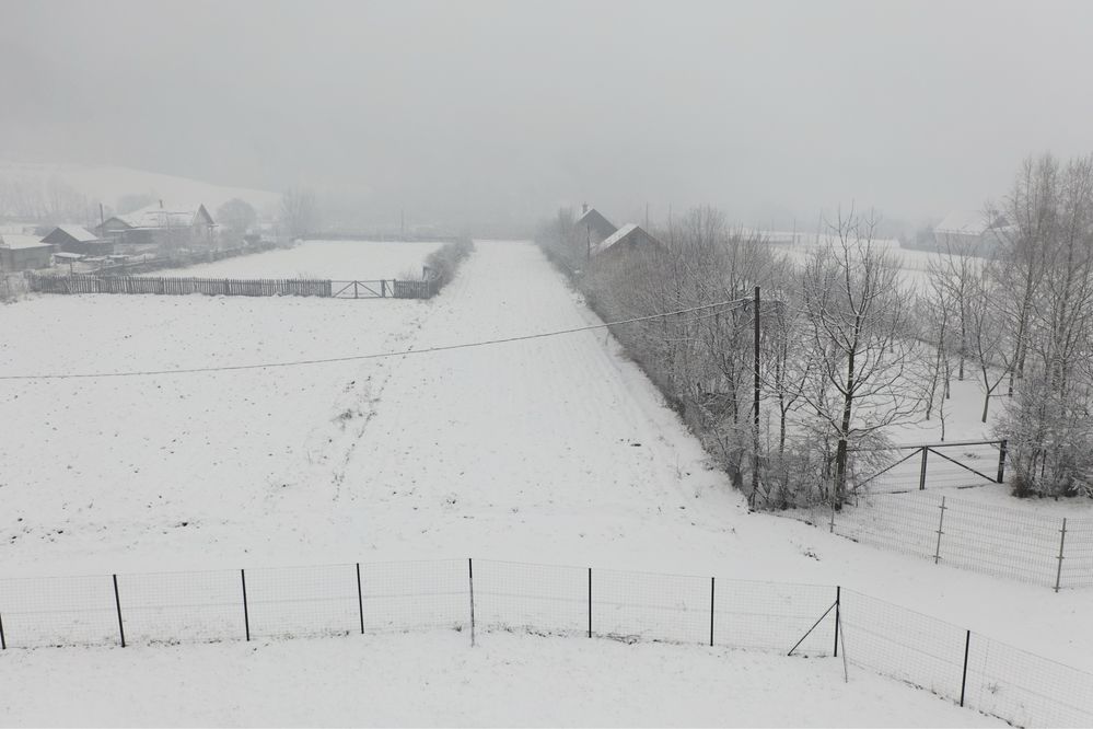 Teren intravilan de vânzare