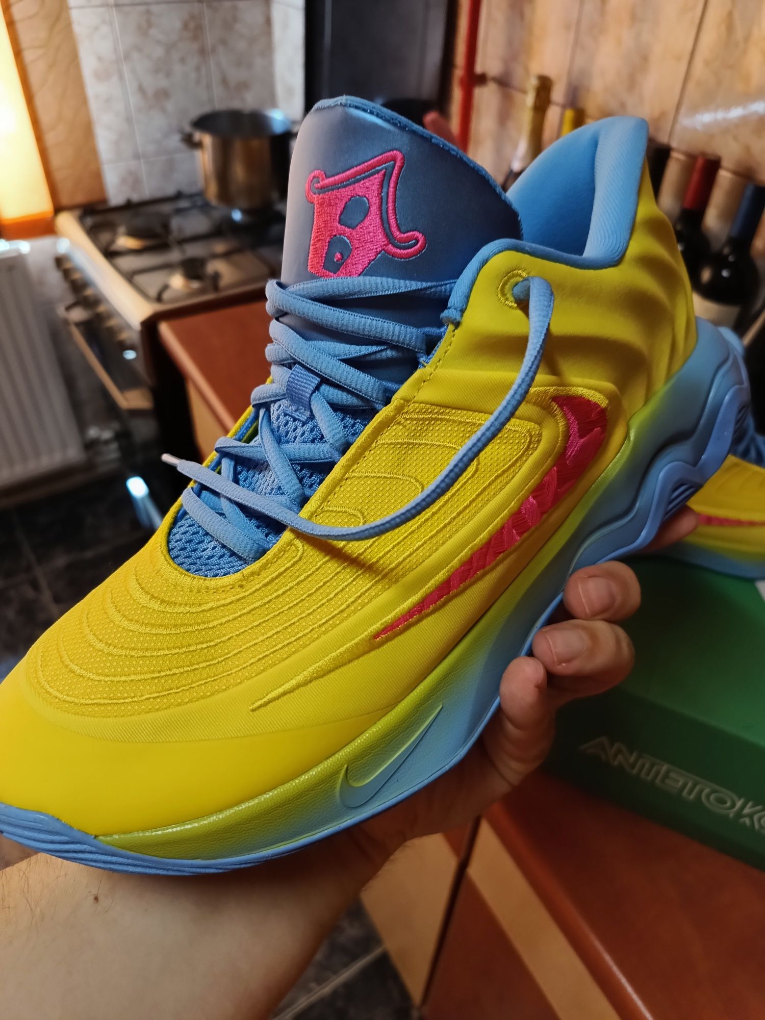 Adidași Nike 45 NOI Galben model super