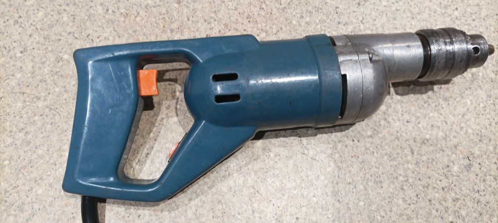 Елпром Б 10 R + L   едноскоростна  бормашина