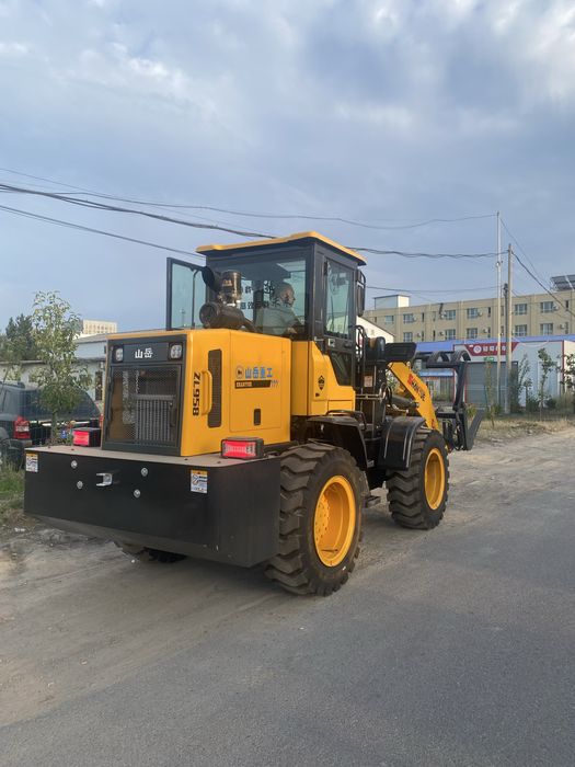 Колесный погрузчик ZL 958