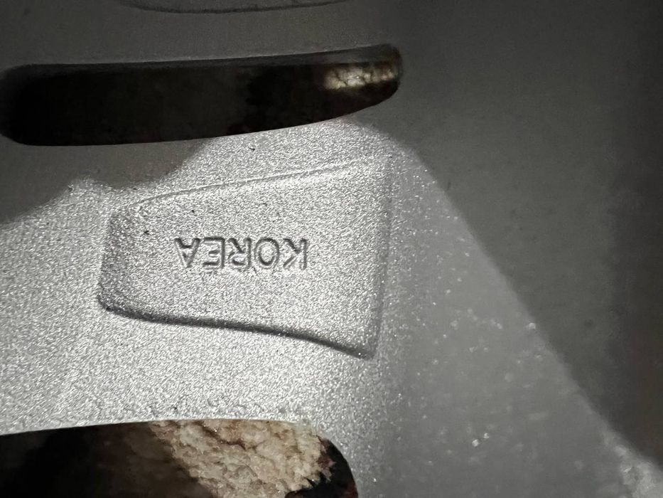 Срочно продается диски на машину Hyundai 2 штуки