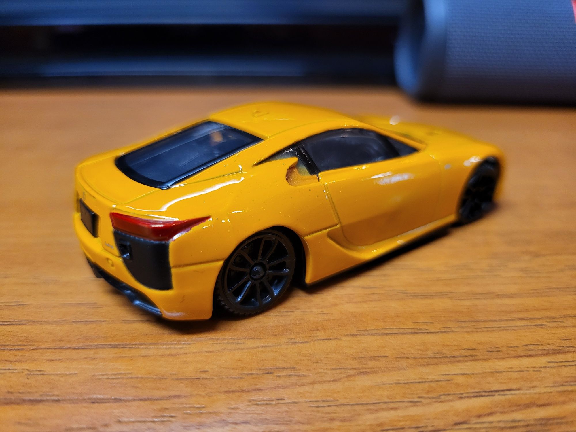 Macheta Lexus LFA, scara 1 43