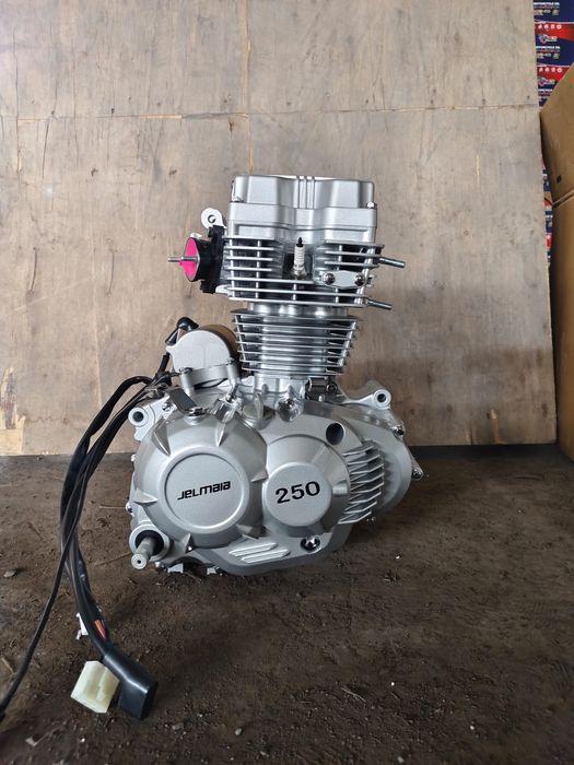 Матор двигатель мотоцикла