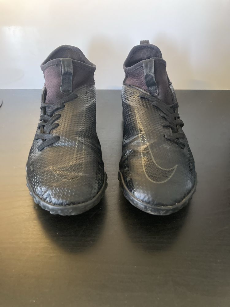 Ghete de FootBall NIKE Phantom GT mărimea 33