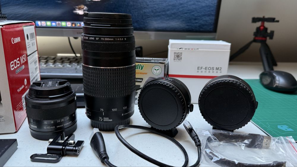 Canon M50 с аксесоари, обективи, базов видео-комплект.