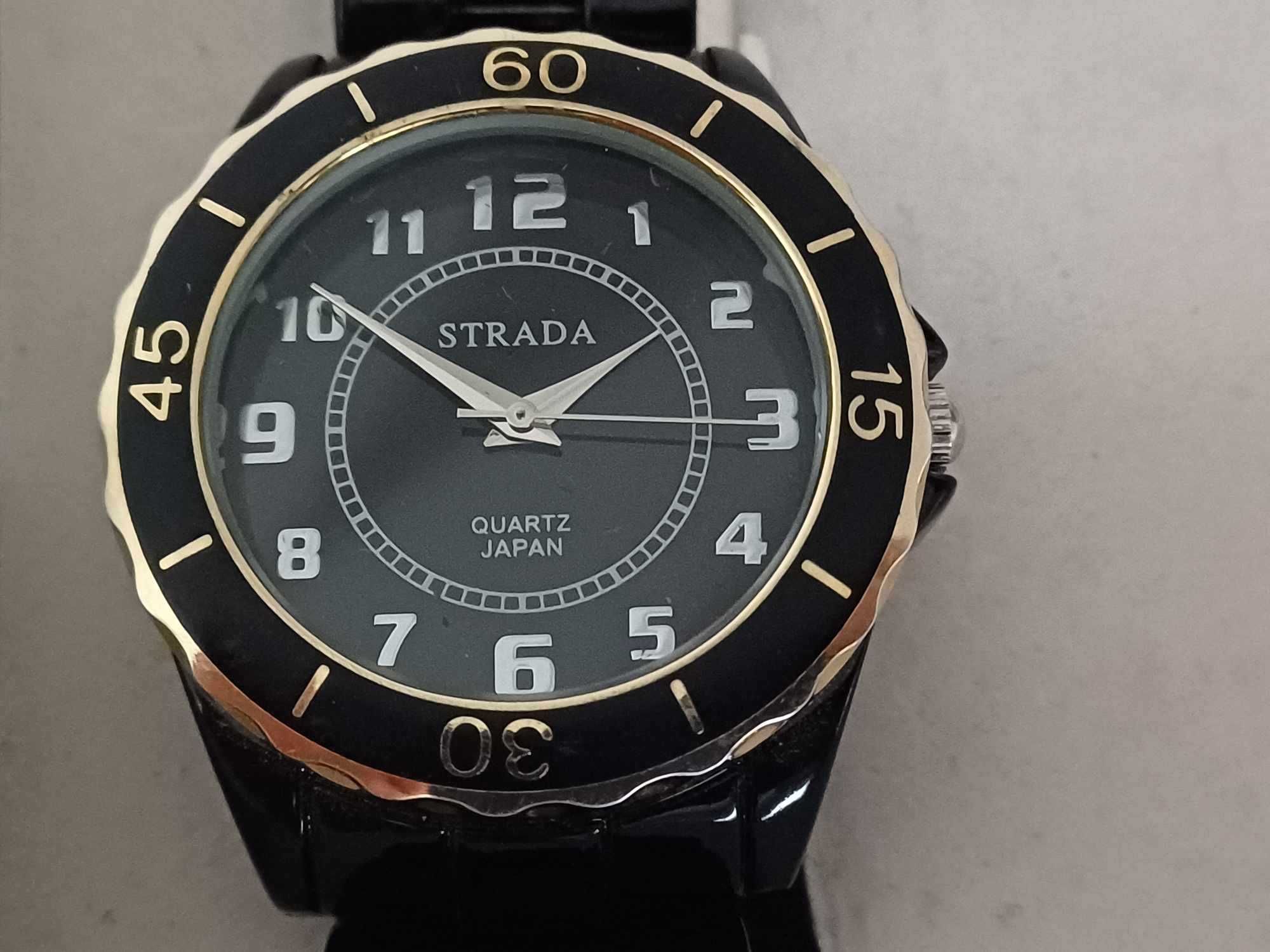 Японски ръчен часовник -,,STRADA"- унисекс сменяеми рингове