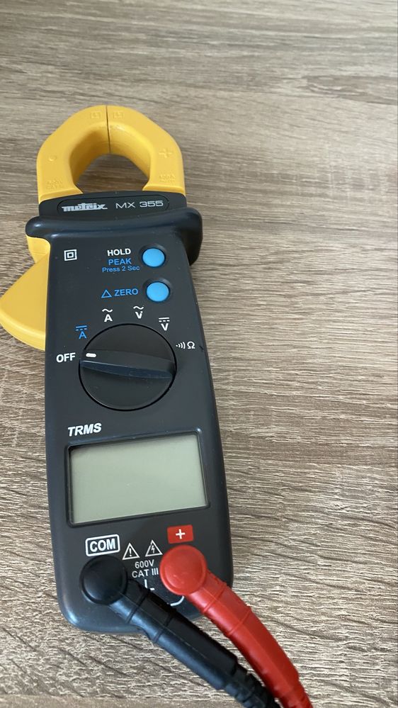 Клещи Metrix MX 355 Digital, Cat 3 600V