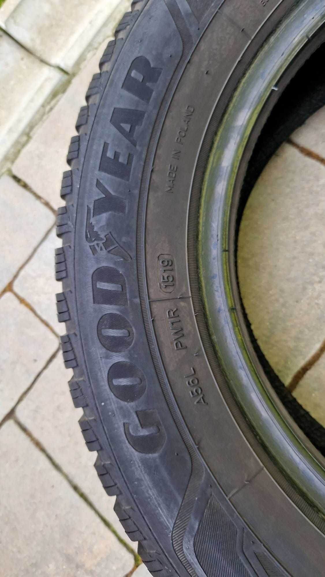 Anvelope iarna 185 65 R 14 Goodyear
