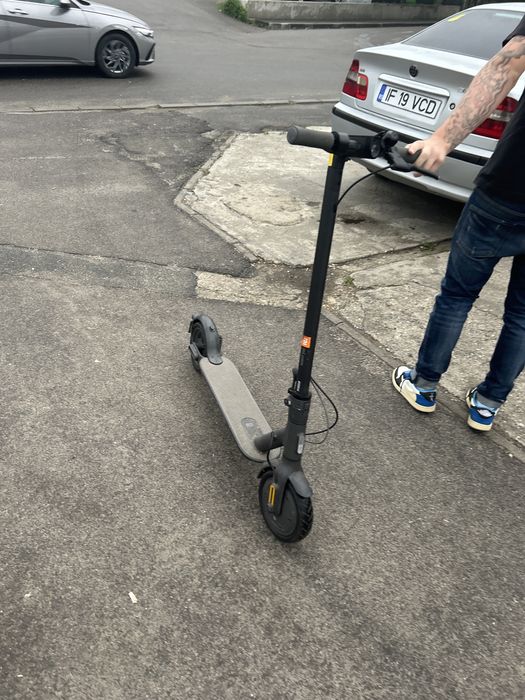 vand trotineta electrica xiaomi