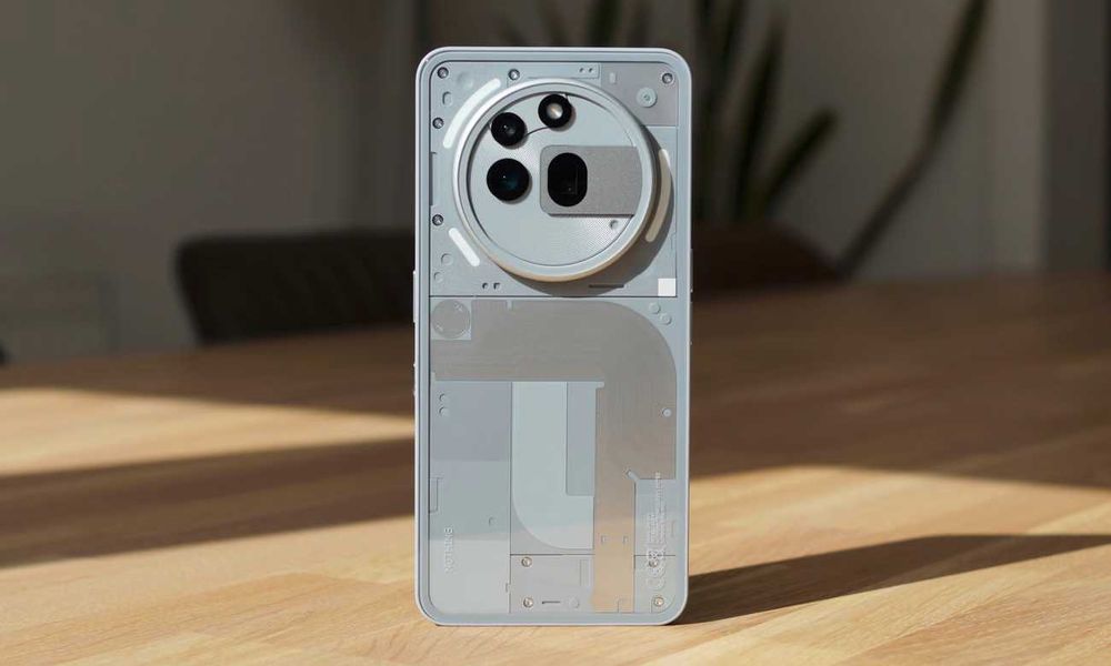 Nothing Phone (3a Pro) – 12GB RAM / 256GB – Сив