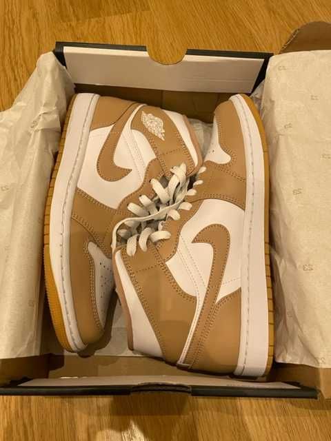 Jordan 1 Mid Tan Gum