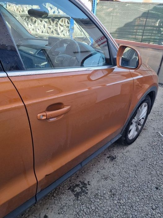 Usa Dreapta Fata AUDI Q3 2011 - 2018 SUV 4 Usi Portocaliu (1184)