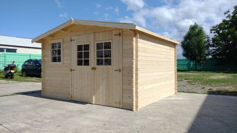 Executam  casute  foișoare de gradina