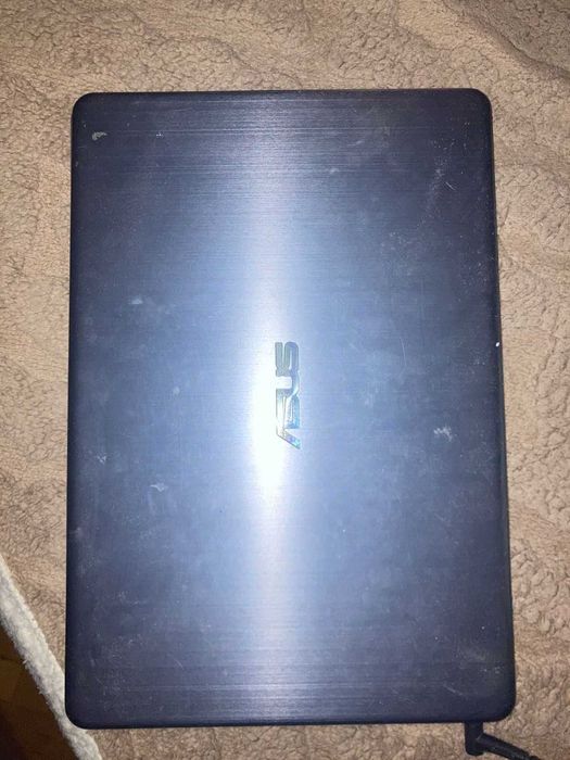 Ноутбук  ASUS Vivobook E406M