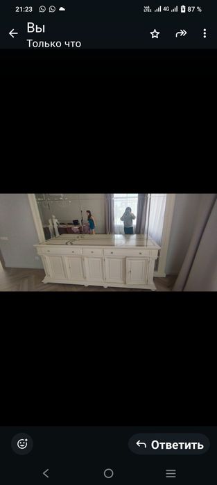 Итальянский сервант с зеркалом