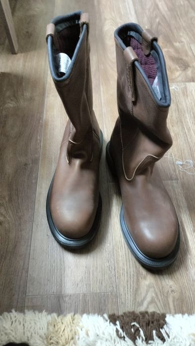 Продам спец обувь Red wing 43,5размер демисезонный