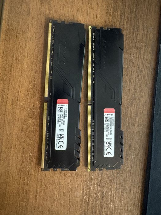 Оперативная память Kingston KF432C16BB/32x2