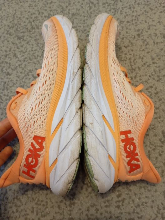 Hoka Clifton 8 37 1/3 23 cm