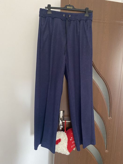 Vand pantaloni sevanti sport