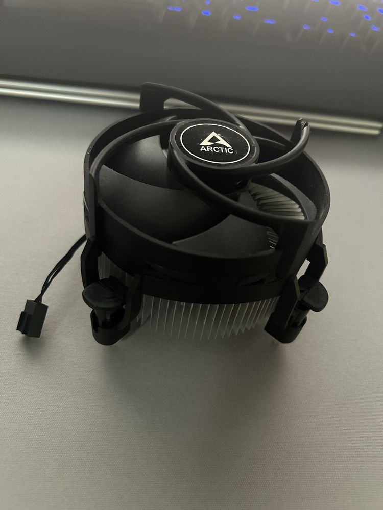 Cooler arctic 12 co socket 1151 1200 ca nou