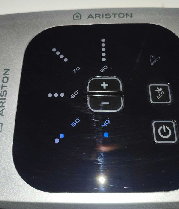 Бойлер Ariston VELIS EVO 80 Вертикален