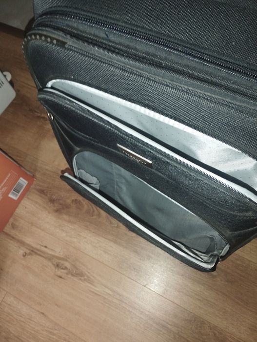 Текстилен куфар среден