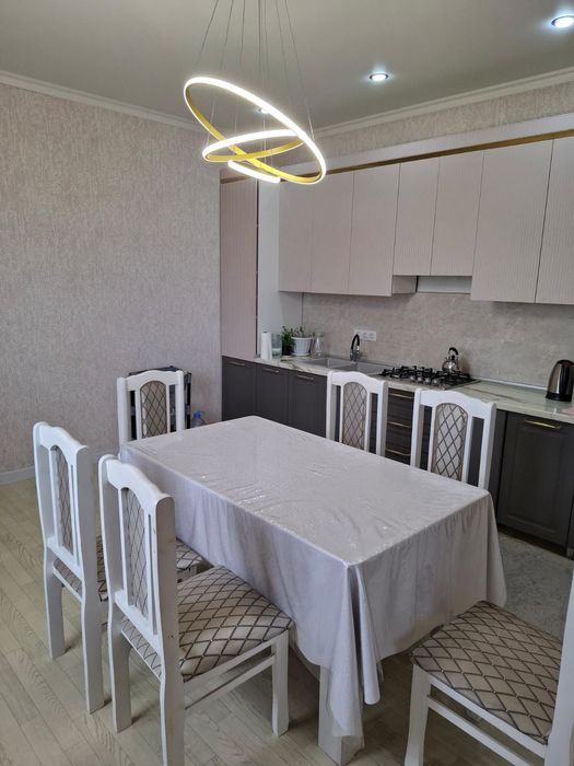 Продаю дом 2-х комнатный,с большой территорией,евро ремонтом