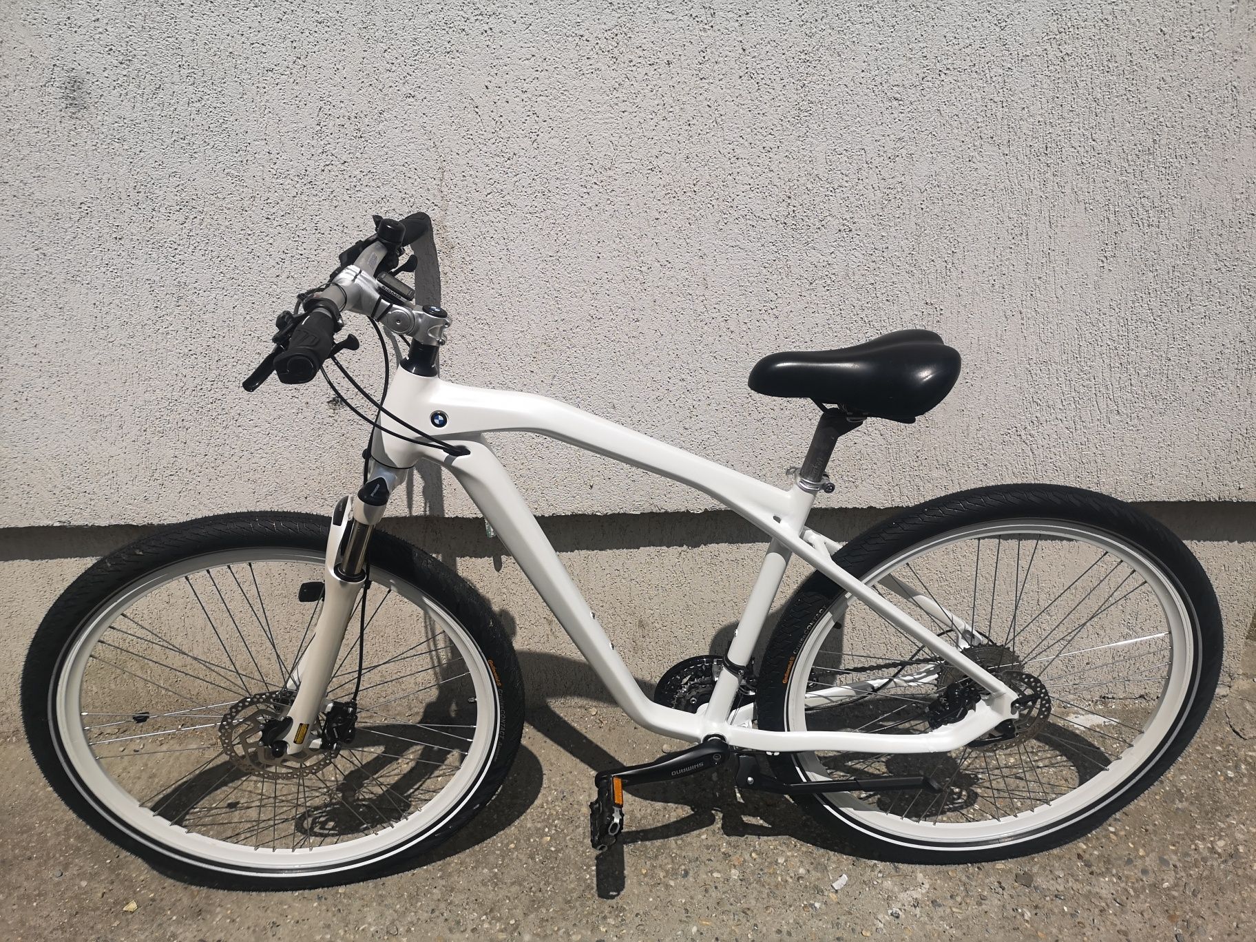 Bicicleta BMW Cruise Bike 28 zoll, alb perlat, Shimano Deore 175-185cm