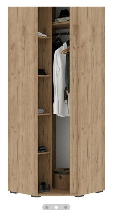 Продам угловой шифонер