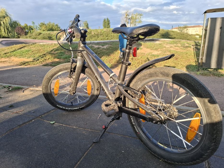 Bicicleta specialized jett 16 inch copii 4 , 5 , 6 , 7 ani