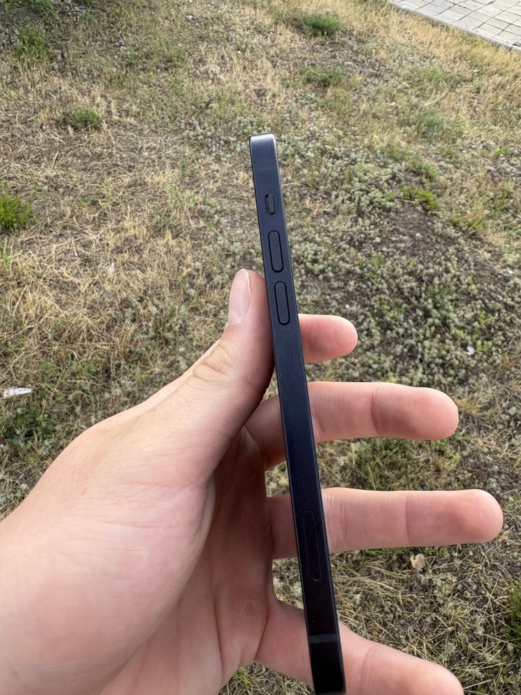 Iphone 12 128гб в идиальном состоянии 10/10