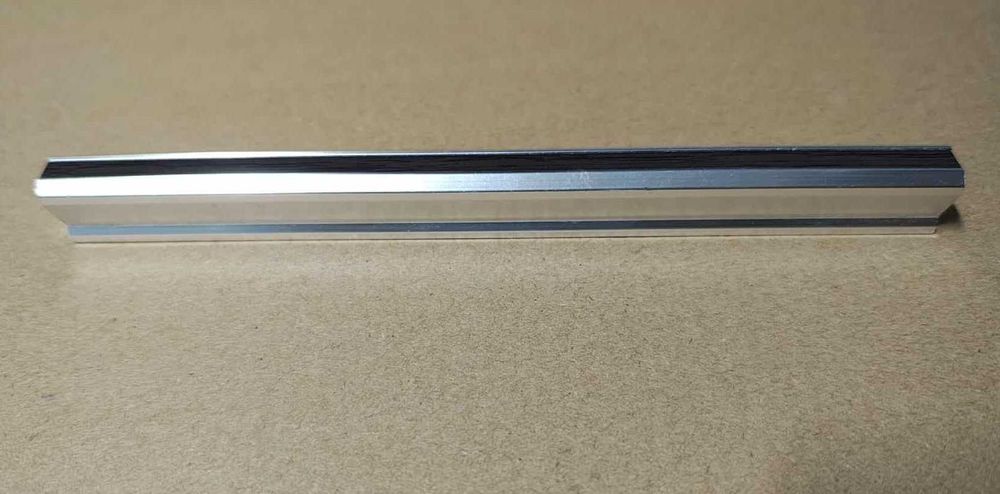 Manere metalice mobilier