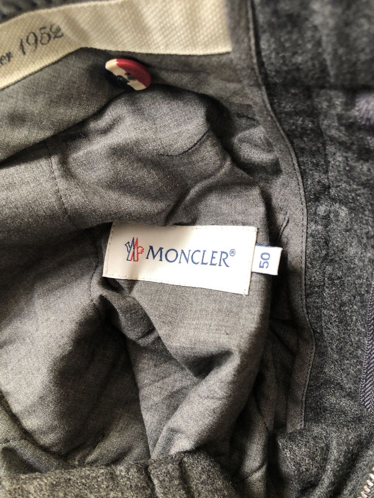 Pantaloni scurti de barbati Moncler