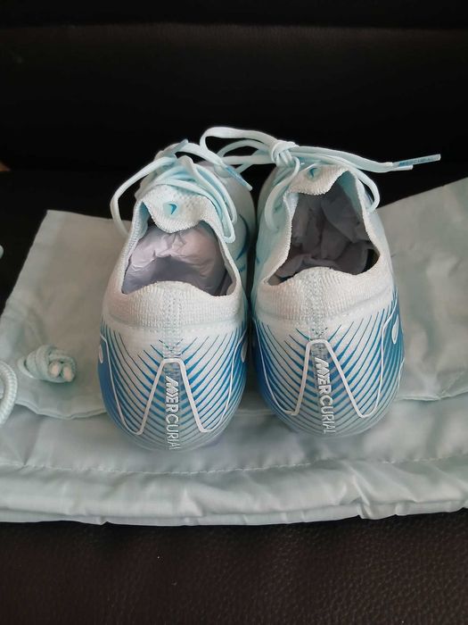 Нови бутонки Nike Mercurial