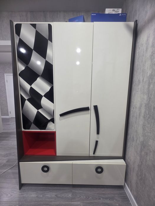 Продам детский шкаф