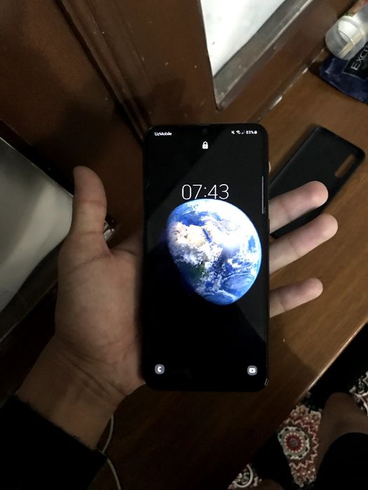Samsung a50 yahshi holatda
