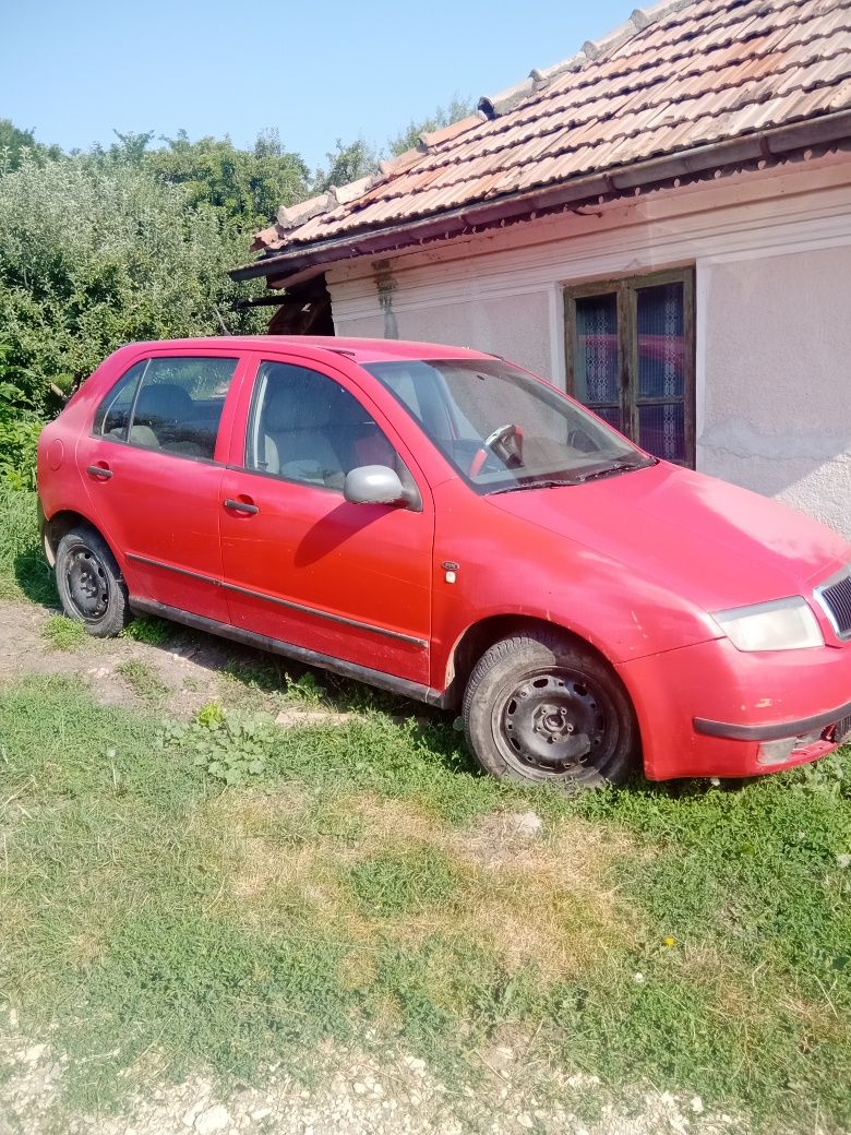Vând Skoda Fabia 1.4 pentru camp/dezmembrat