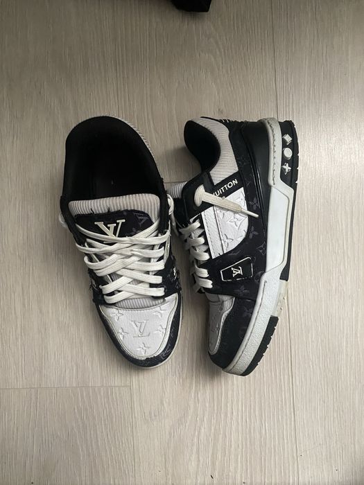Louis vuitton trainer black