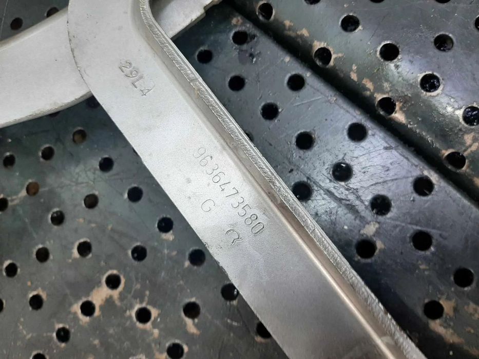 set balamale capota peugeot 307 sw  9636473580