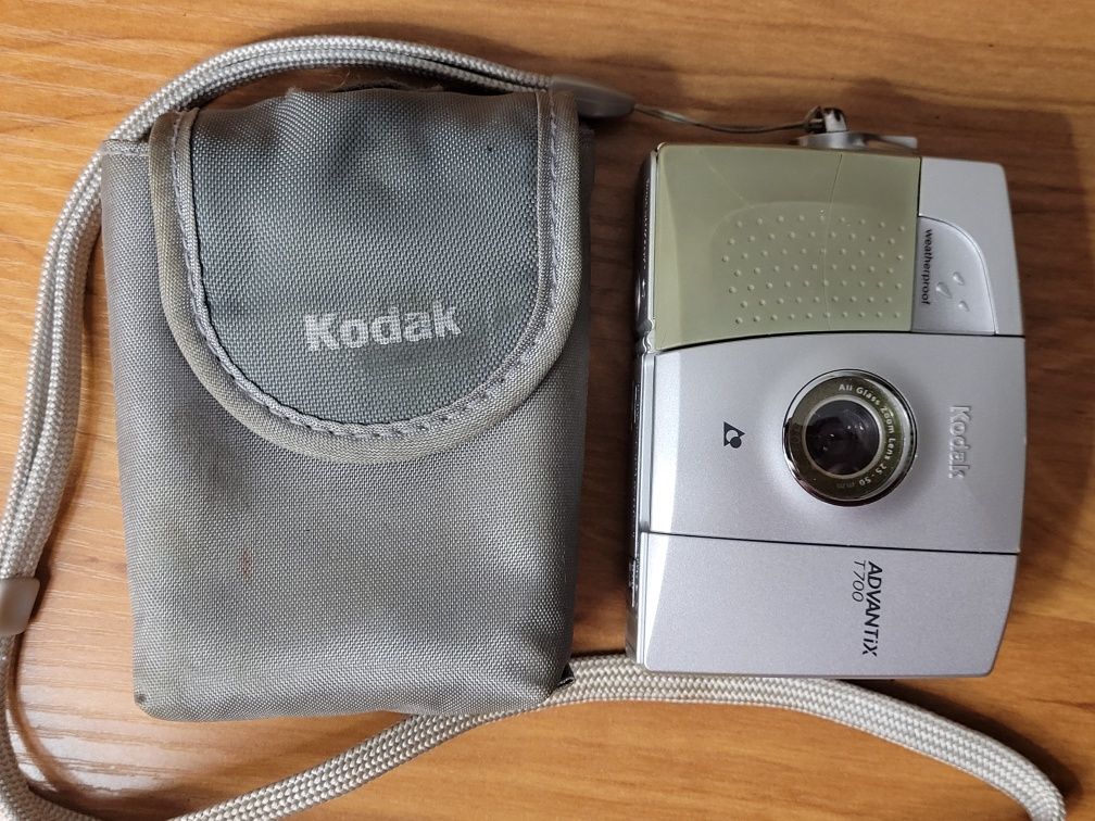 Фотоаппарат Kodak Advantix T700, для фотопленки формата APS.