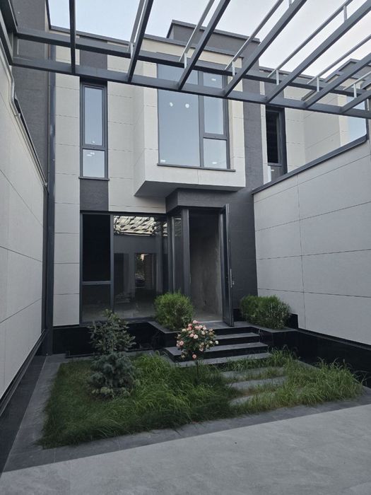 Срочно сотилади участка 1,4 соток 5 хона Хасанбой Тановар