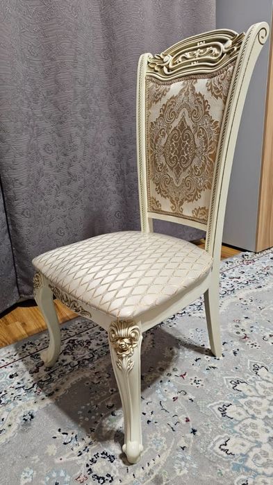 Продам новые стулья