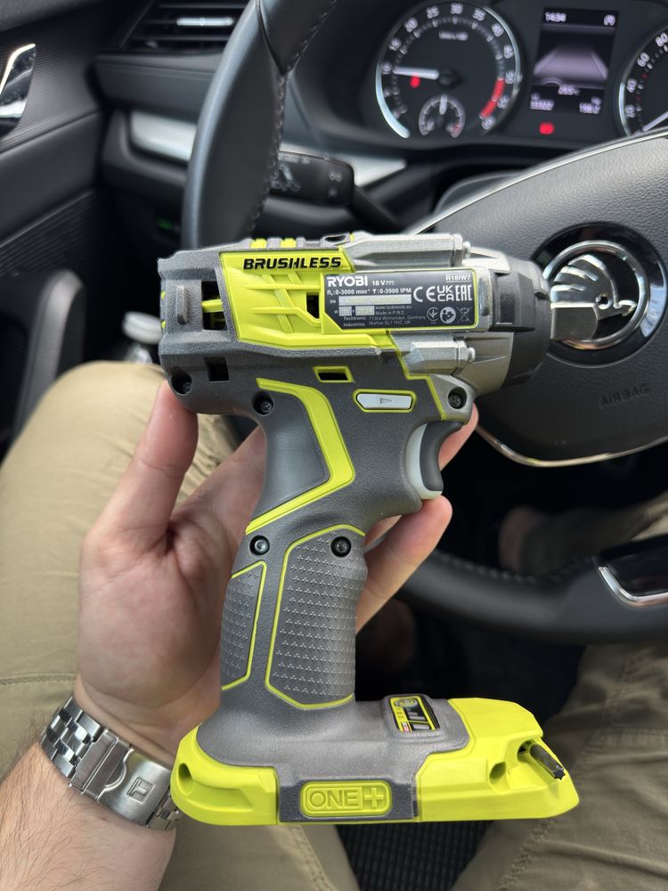 Roybi 18v Brushless Impact Wrench