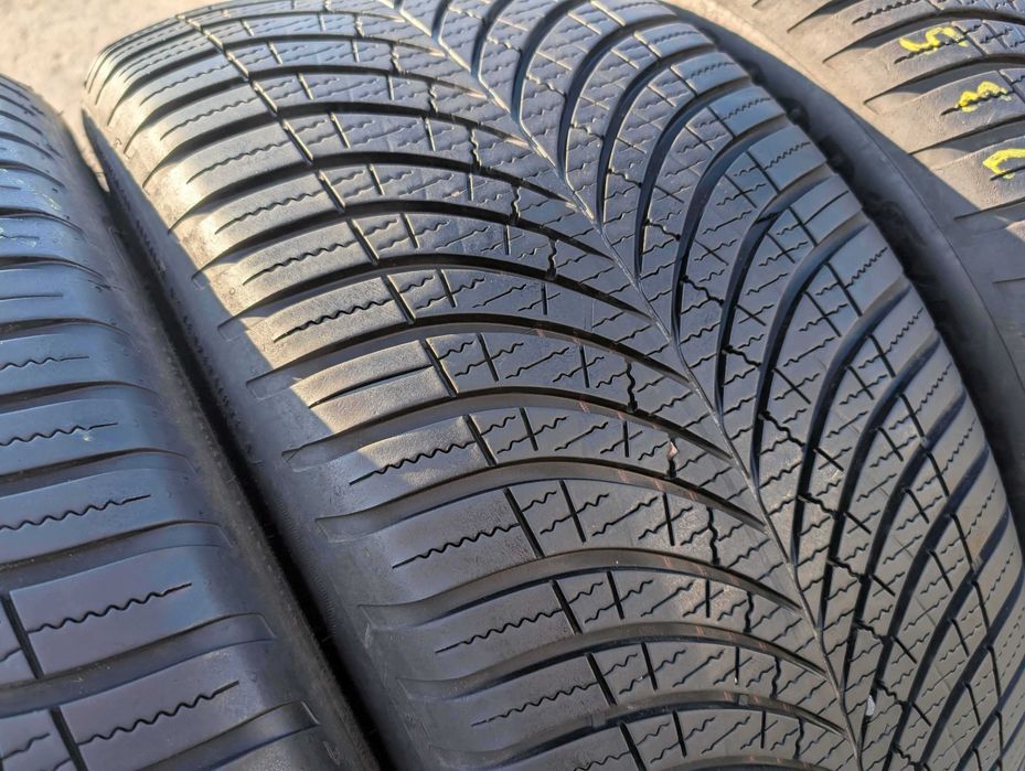 SET 4 Anvelope All Season 235/45 R21 + 255/40 R21 GOODYEAR All Season